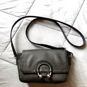 LITTLE BLACK SHOULDER PURSE